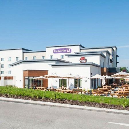 Premier Inn Stoke-On-Trent Extérieur photo